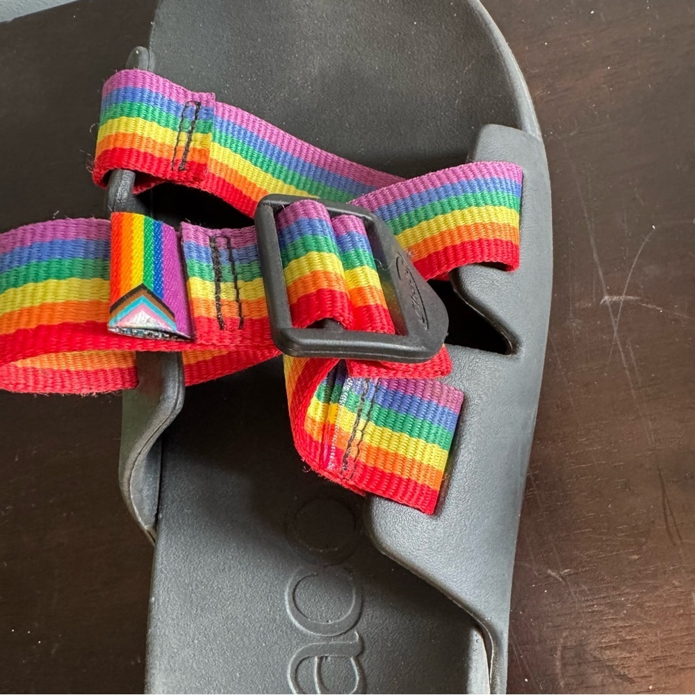 Limited Chaco Pride Chillos Slide Sandals - Picture 2 of 4
